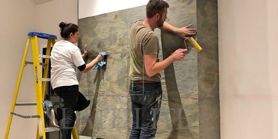 Fireplace_DesertRock_install_02